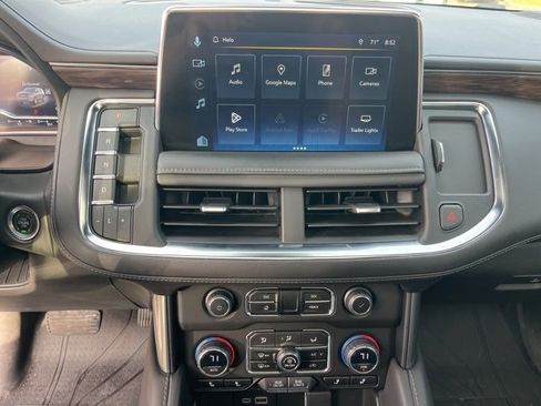 Used 2023 Chevrolet Suburban Z71 w/ Luxury Package image 24