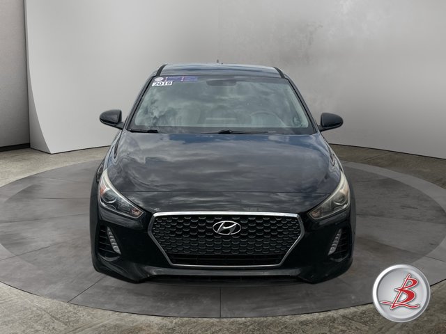 Used 2018 Hyundai Elantra GT FWD image 2