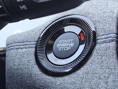 New 2026 Jeep Compass Latitude image 15