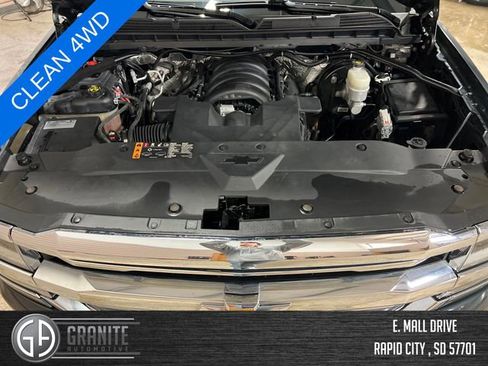 Used 2018 Chevrolet Silverado 1500 High Country image 24