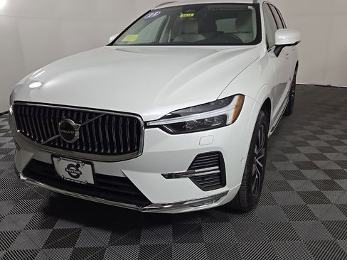 Certified 2023 Volvo XC60 B5 Plus w/ Climate Package image 4