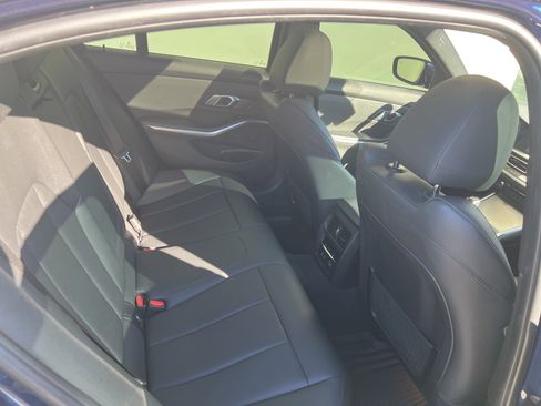 Used 2019 BMW 330i Sedan w/ Convenience Package image 22