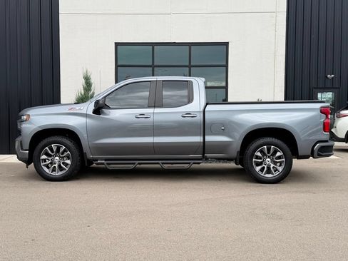 Used 2020 Chevrolet Silverado 1500 RST AWD/4WD image 2