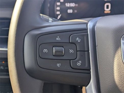 Used 2023 GMC Yukon SLT w/ SLT Luxury Package image 31