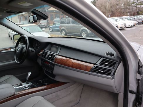 Used 2007 BMW X5 3.0si image 17