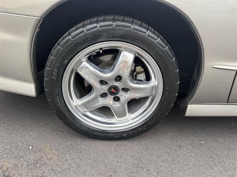Used 2002 Pontiac Firebird Formula RWD image 12
