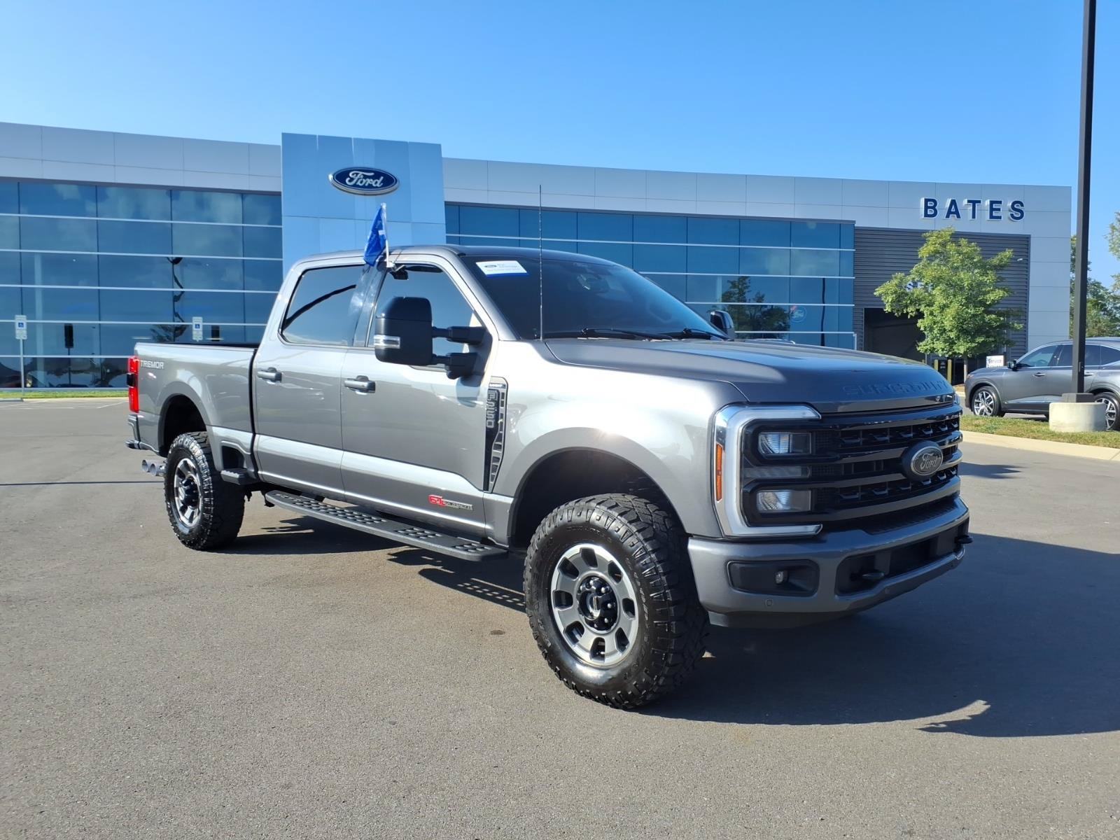 Certified 2024 Ford F250 Lariat w/ Lariat Ultimate Package AWD/4WD image 1
