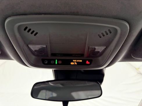 Used 2024 Chevrolet Malibu LT image 36