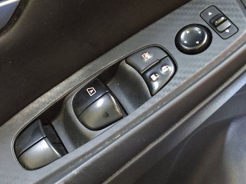 Used 2021 Nissan Sentra SV FWD image 27