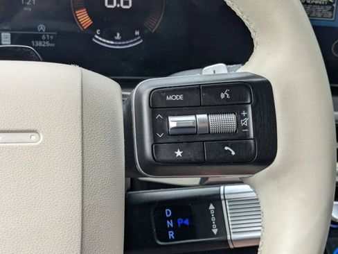 Used 2025 Hyundai Santa Fe SEL image 17