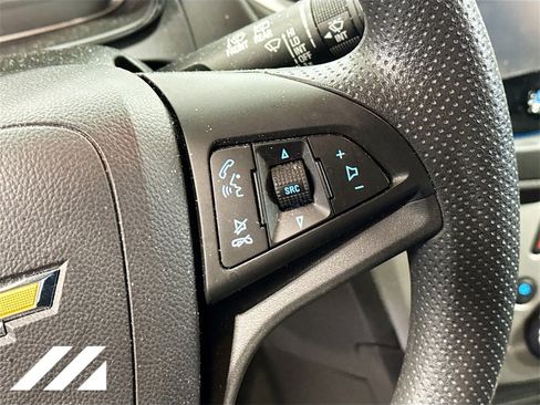 Used 2015 Chevrolet Trax LT image 13