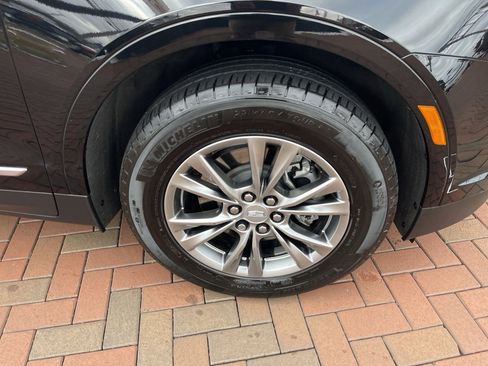 Used 2023 Cadillac XT5 Premium Luxury w/ LPO, Floor Liner Package image 6