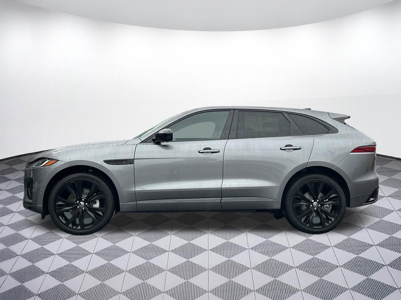 New 2025 Jaguar F-PACE R-Dynamic S AWD/4WD image 2