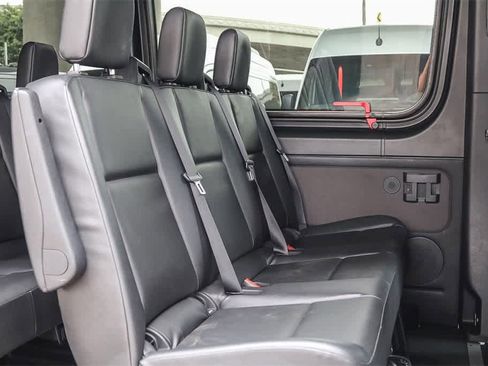 Used 2020 Mercedes-Benz Sprinter 2500 image 16