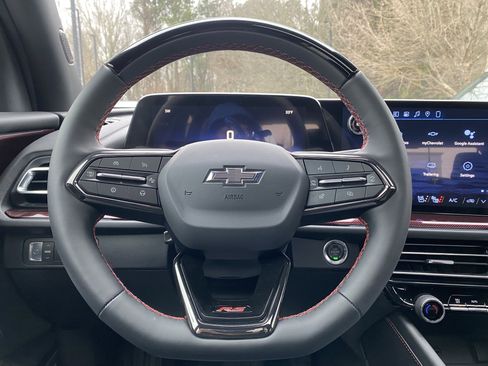 New 2026 Chevrolet Traverse RS image 18