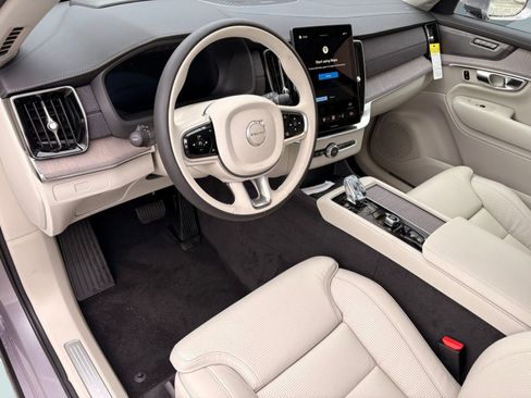 Used 2026 Volvo XC90 B6 Ultra w/ Protection Package image 4