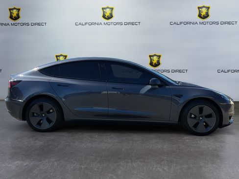 Used 2023 Tesla Model 3 Standard Range RWD image 4