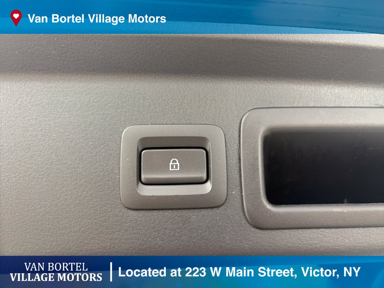 Used 2023 MAZDA CX-30 AWD 2.5 S w/ Preferred Package image 32