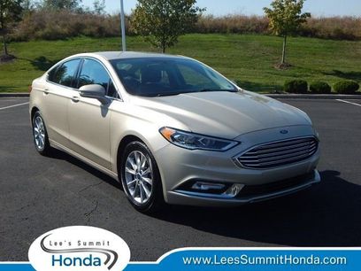Used 2017 Ford Fusion SE w/ Fusion SE Technology Package