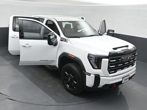 Used 2025 GMC Sierra 2500 AT4 AWD/4WD image 51