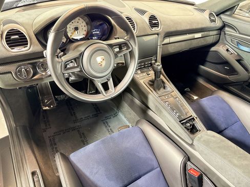 Used 2023 Porsche 718 Cayman GT4 RS image 4