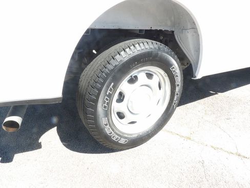 Used 2020 Ford F150 XL w/ Equipment Group 101A Mid RWD image 11
