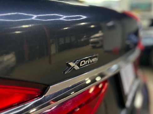 Used 2016 BMW 750i xDrive AWD/4WD image 10