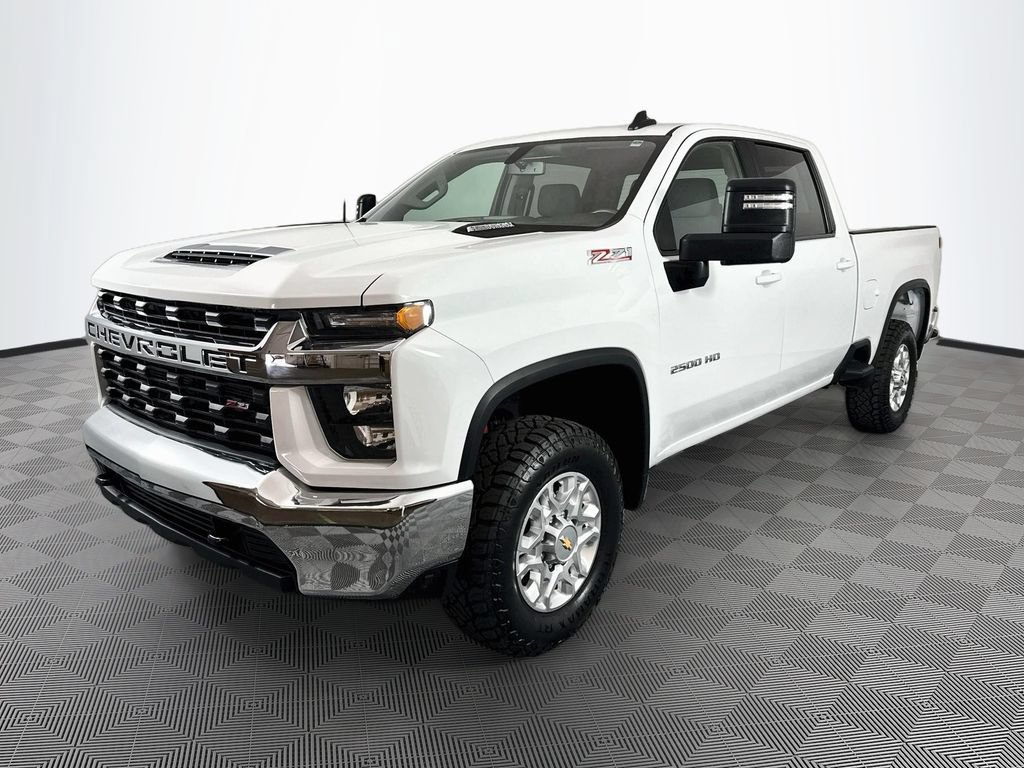Used 2023 Chevrolet Silverado 2500 LT AWD/4WD image 3
