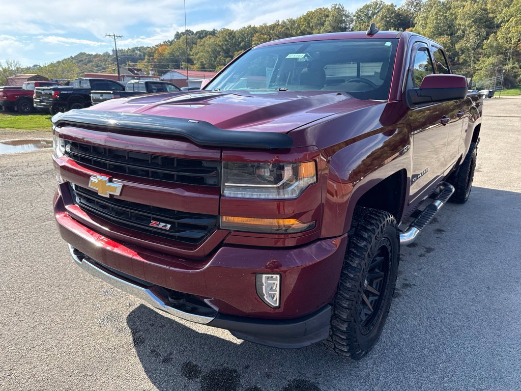 Used 2017 Chevrolet Silverado 1500 LT w/ All Star Edition AWD/4WD image 3