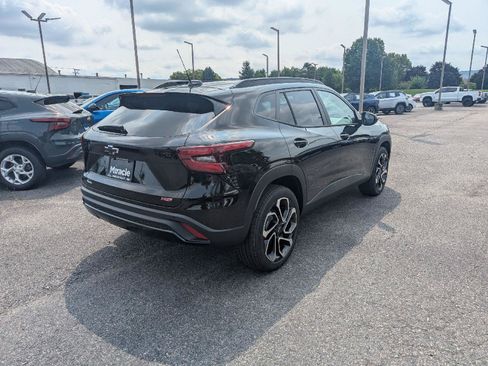 New 2026 Chevrolet Trax RS w/ Driver Confidence Package FWD image 10