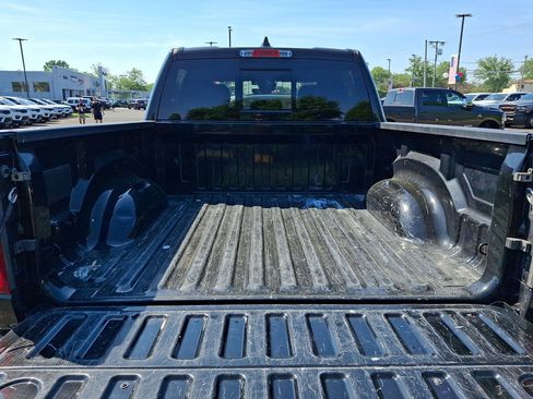 Certified 2025 RAM 1500 Big Horn AWD/4WD image 18