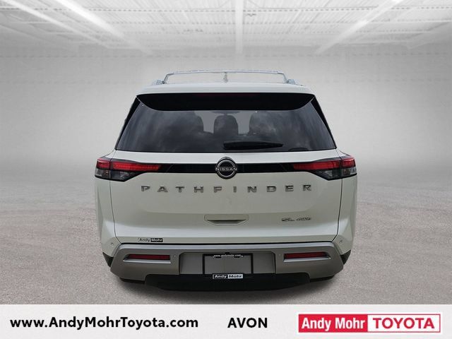 Used 2023 Nissan Pathfinder SL AWD/4WD image 6