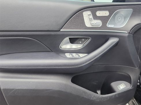 Used 2020 Mercedes-Benz GLE 350 4MATIC image 6