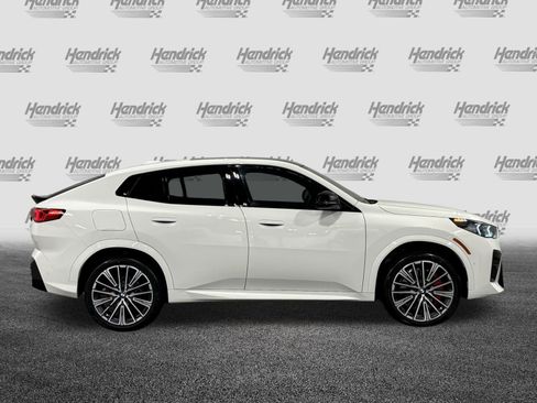 New 2026 BMW X2 xDrive28i w/ Technology Package AWD/4WD image 9