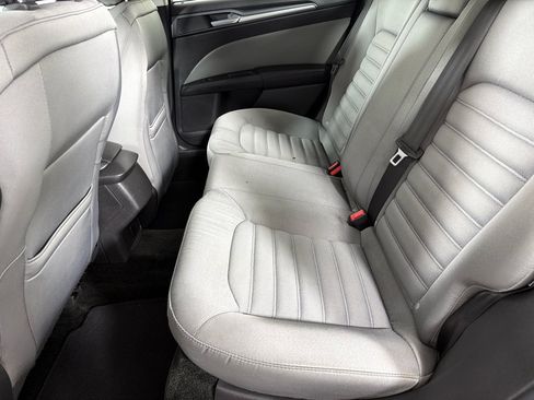 Used 2015 Ford Fusion S FWD image 15