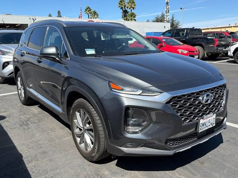Used 2020 Hyundai Santa Fe SEL w/ Convenience Package FWD image 2