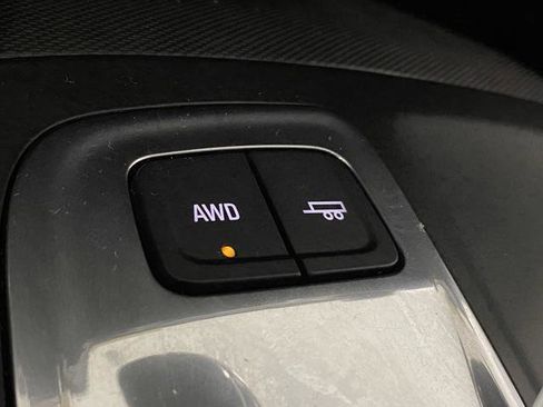 Used 2019 Chevrolet Equinox LT image 21