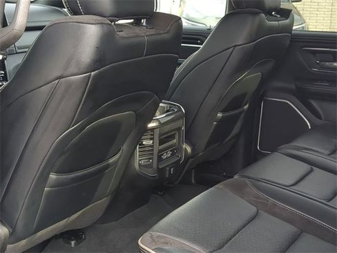 Used 2022 RAM 1500 Laramie image 17