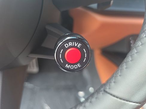 Certified 2025 Porsche 911 Carrera GTS image 34