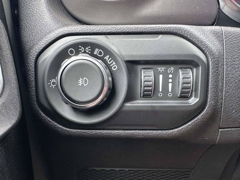Used 2020 Jeep Wrangler Unlimited Sport S AWD/4WD image 16