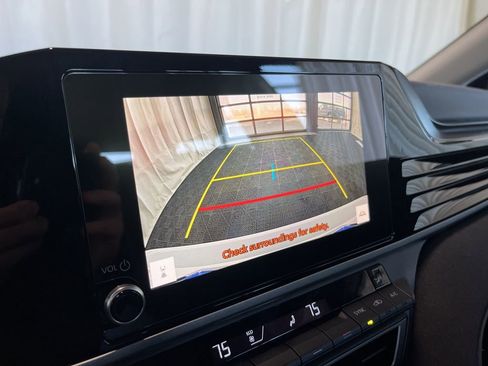 Used 2025 Toyota Camry LE FWD image 12
