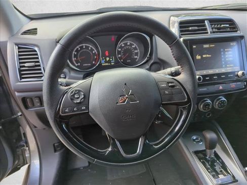 Used 2025 Mitsubishi Outlander Sport AWD image 25