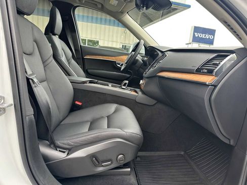 Certified 2023 Volvo XC90 B5 Plus w/ Protection Package Premier AWD/4WD image 9