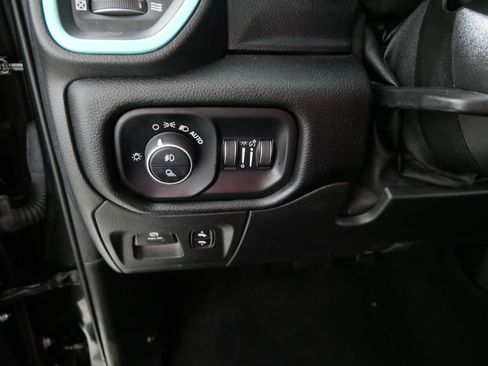 Used 2022 RAM 1500 Laramie w/ Sport Appearance Package AWD/4WD image 26