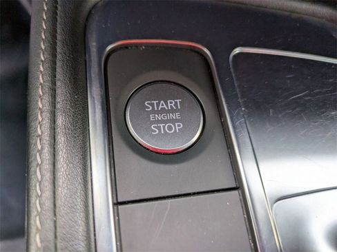 Used 2022 INFINITI QX60 Sensory w/ Cargo Package image 22