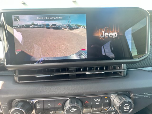 New 2026 Jeep Gladiator Rubicon w/ Steel Power Dome Hood Package AWD/4WD image 20