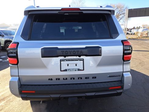 New 2025 Toyota 4Runner 4WD image 4