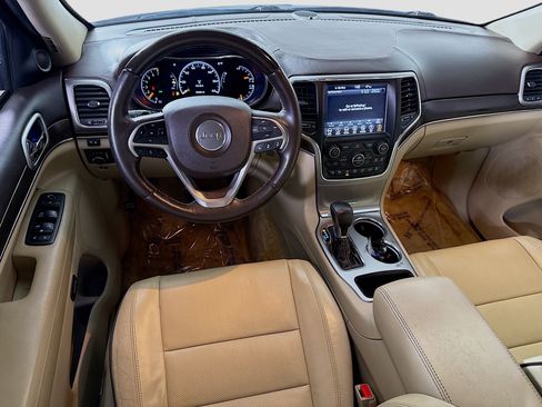 Used 2018 Jeep Grand Cherokee Overland image 17