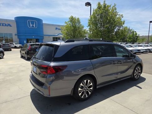 New 2026 Honda Odyssey Elite image 3