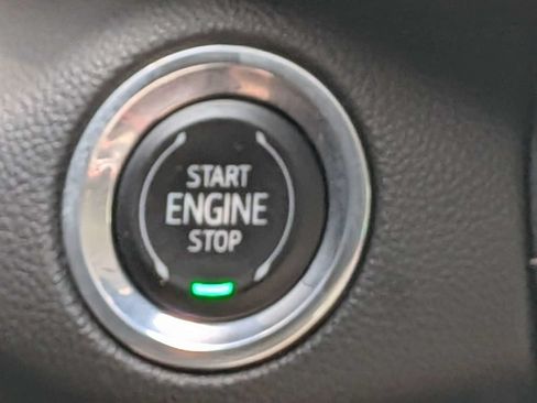 Used 2023 Buick Envision Essence FWD image 36